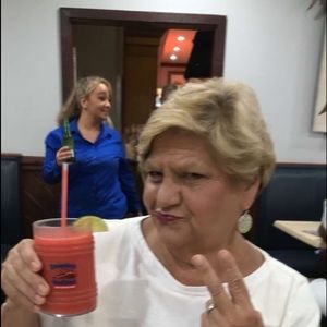 Meet your Posher, Diane